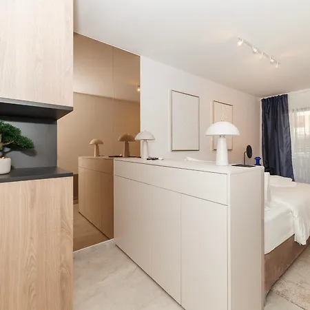 Stars Premium By Belmont Realty Apartment *