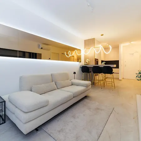Stars Premium By Belmont Realty Apartment *