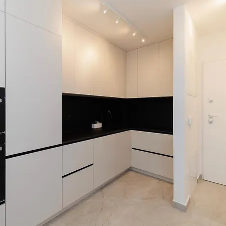 Apartment Stars Premium By Belmont Realty *